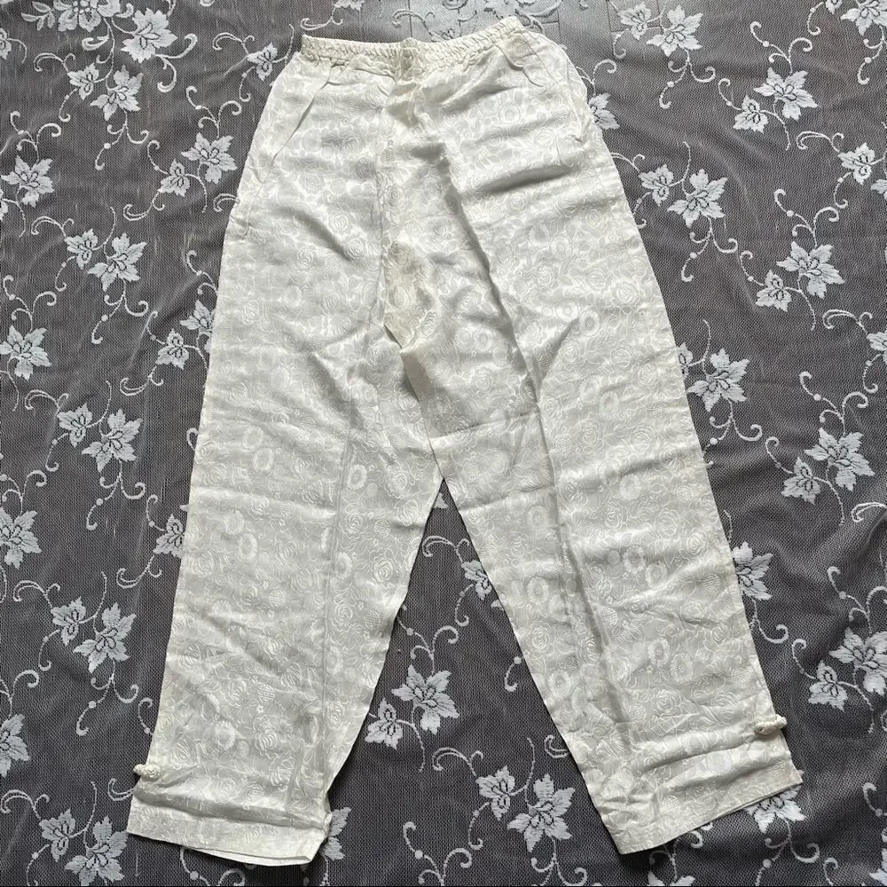 Asian 2 Piece Silky White Pyjama Set - Picture 10 of 16